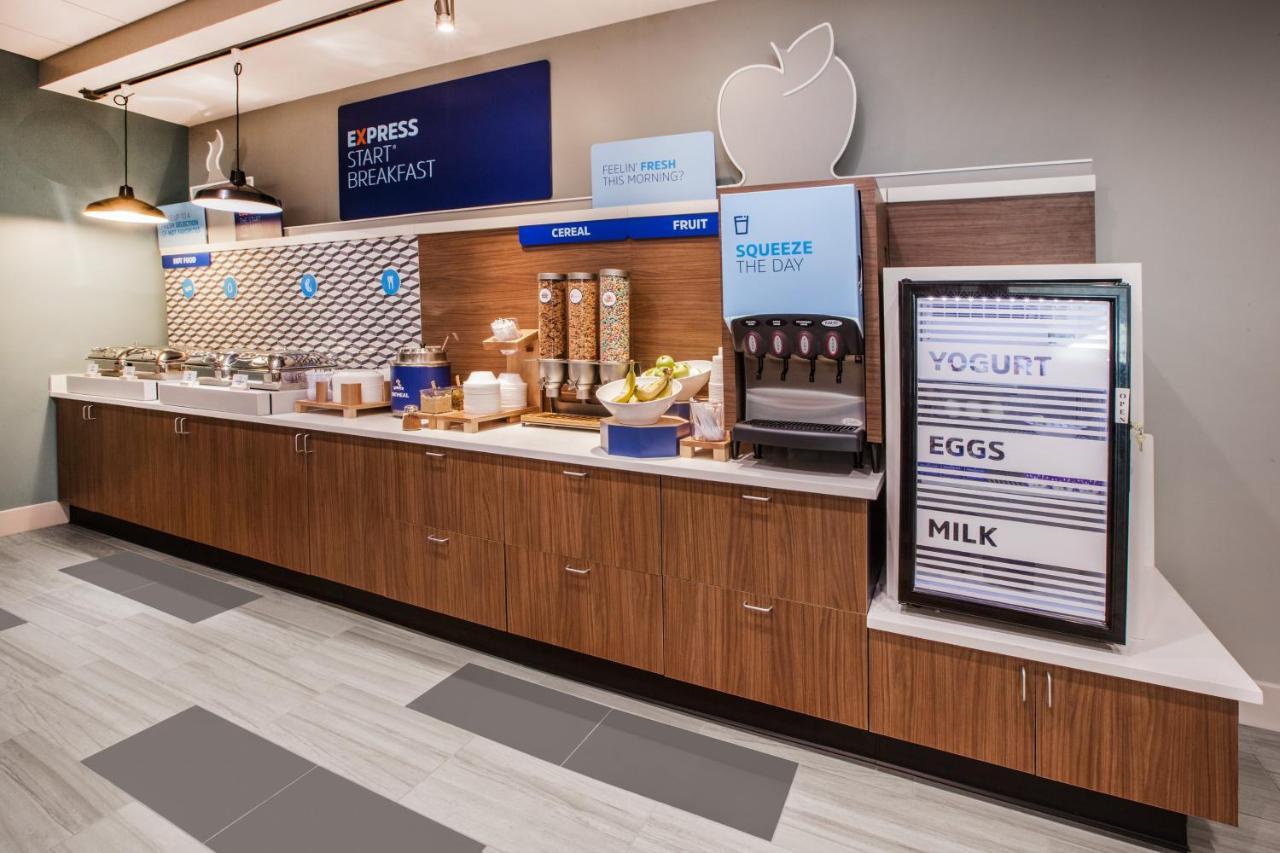 Holiday Inn Express - Gulfport Beach By Ihg Extérieur photo