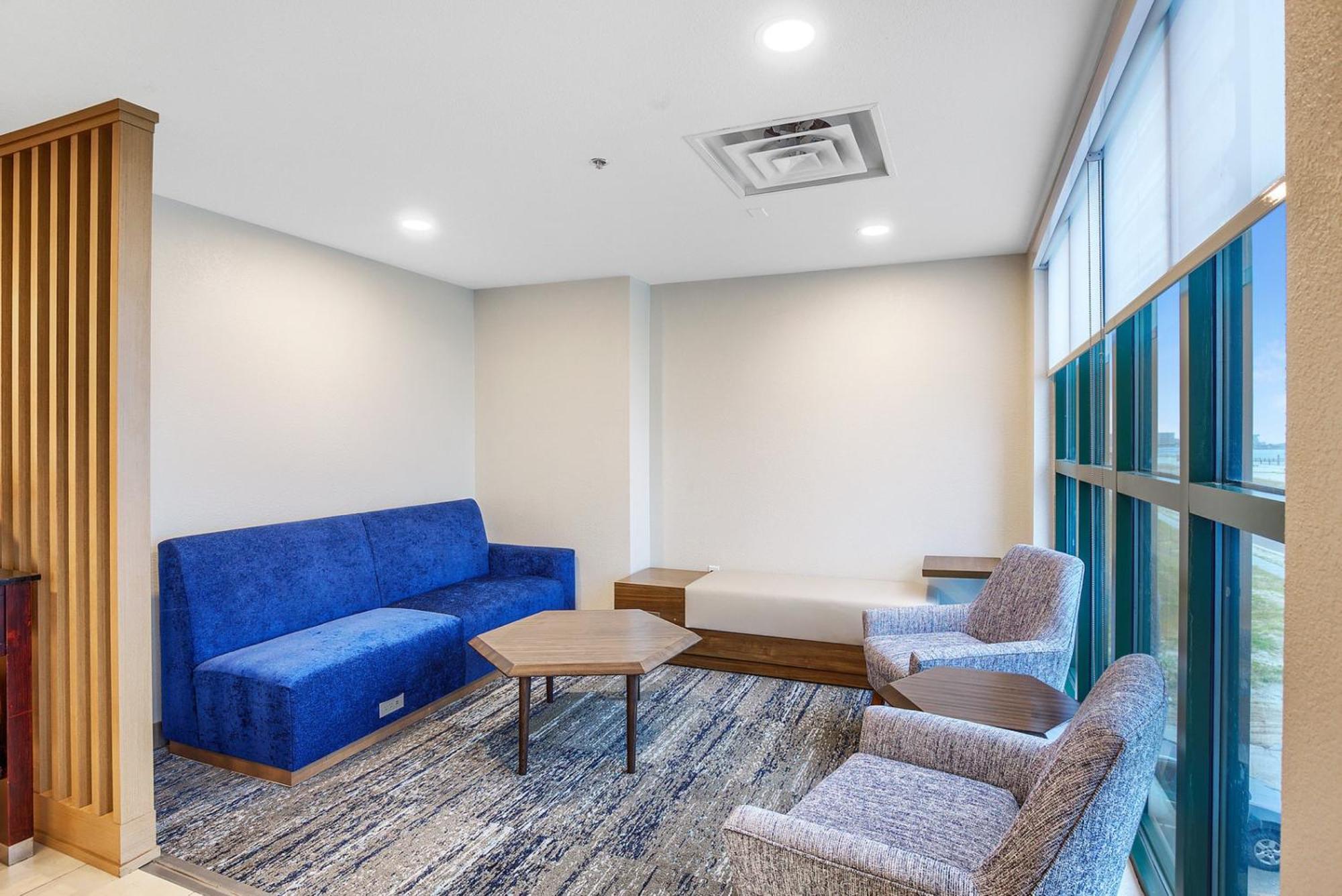 Holiday Inn Express - Gulfport Beach By Ihg Extérieur photo