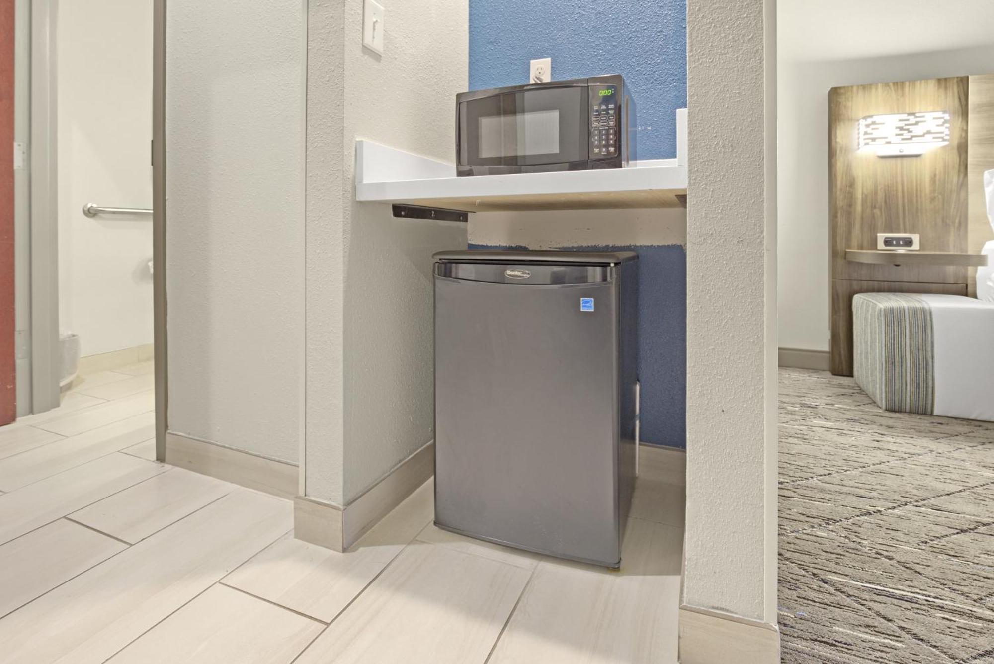 Holiday Inn Express - Gulfport Beach By Ihg Extérieur photo
