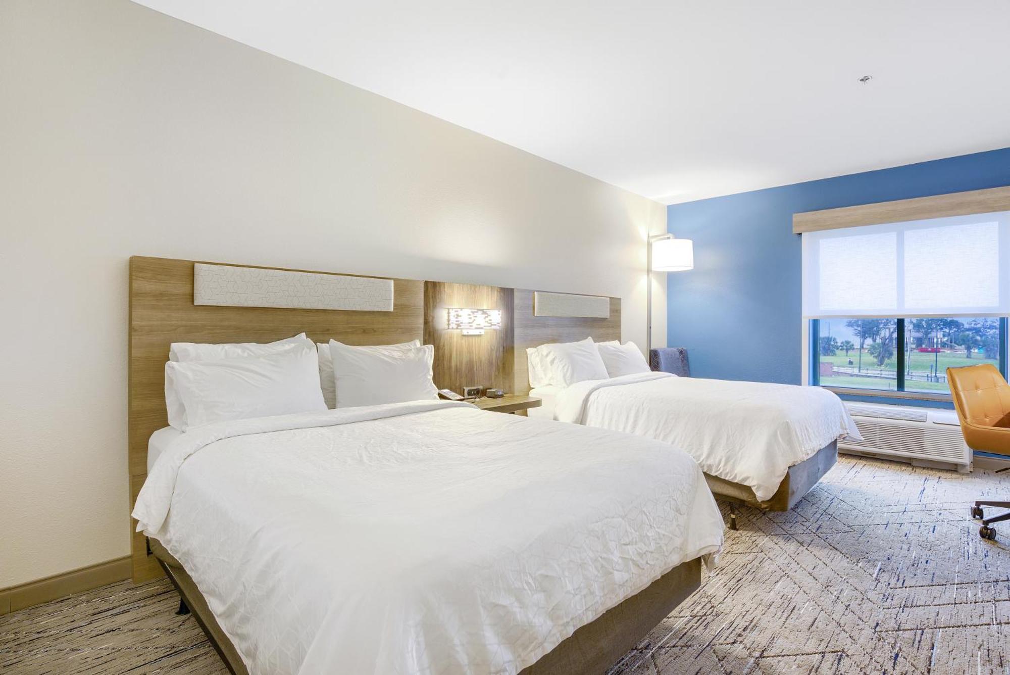 Holiday Inn Express - Gulfport Beach By Ihg Extérieur photo