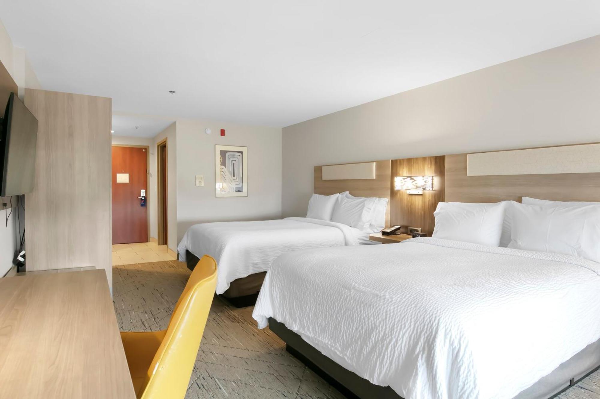 Holiday Inn Express - Gulfport Beach By Ihg Extérieur photo