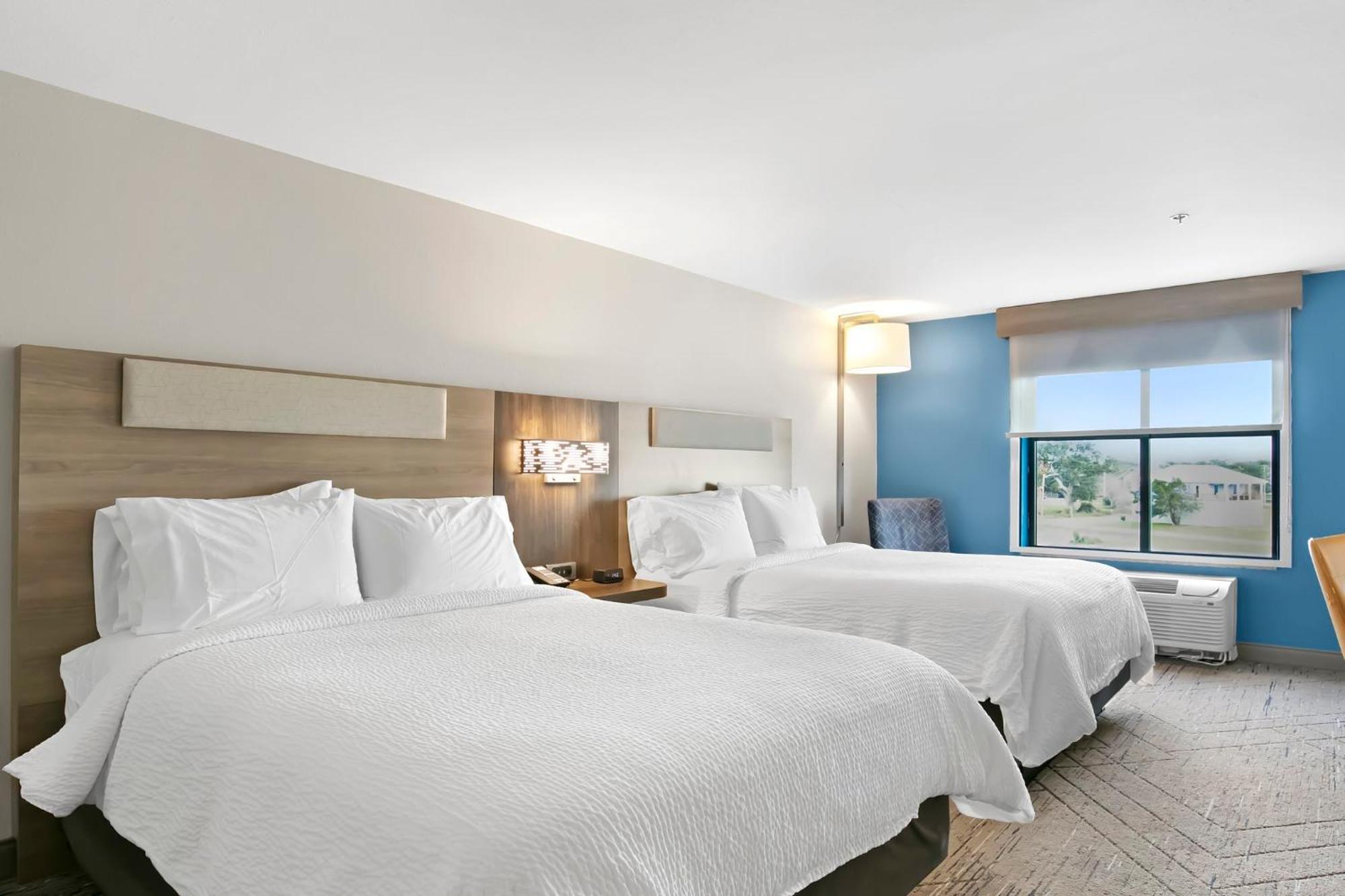 Holiday Inn Express - Gulfport Beach By Ihg Extérieur photo